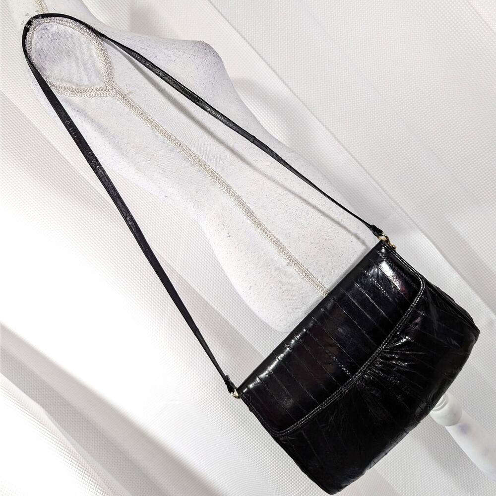 VINTAGE BLACK EEL! GORGEOUS SUEDE LEATHER LINED SHOULDER BAG, PURSE, LIKE NEW! - Picture 8 of 8